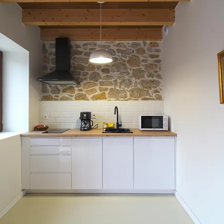 Casa Del Pozo * سانتيانا ذيل مار